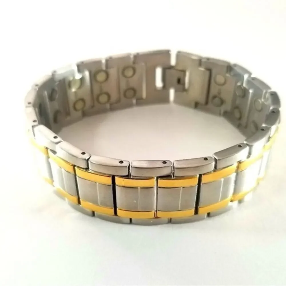 Men’s gold silver stainless‎ steel magnetic bracelet 8.5 inches